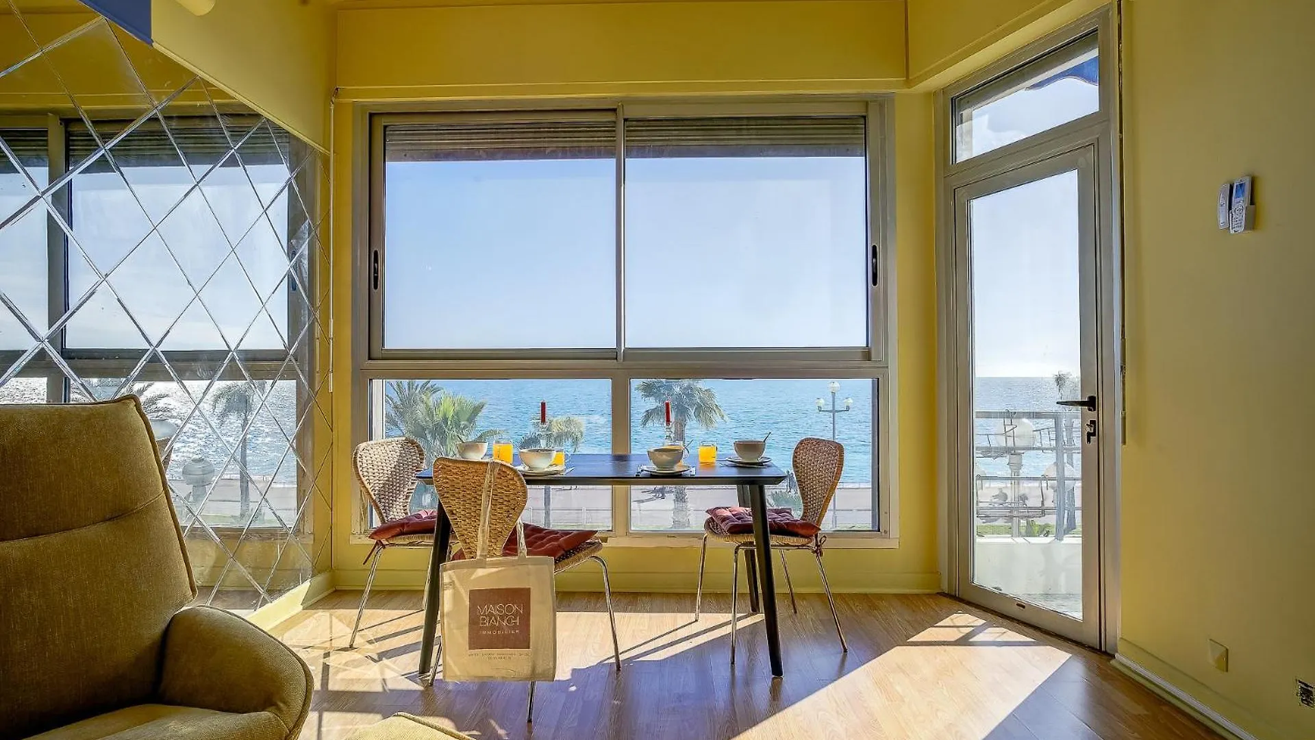 Maison Bianchi - 187 Promenade Des Anglais - Sea View Nice Apartmán